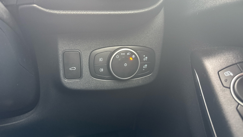 Ford Puma 1.0 EcoBoost Hybrid mHEV ST-Line X First Ed 5dr Petrol Hatchback